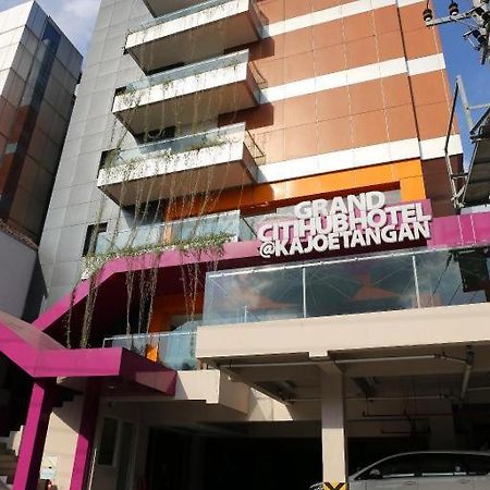 Grand Citihub Hotel @Kajoetangan Malang Eksteriør billede